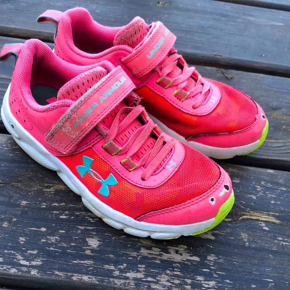 Under Armour Girls Shoes
